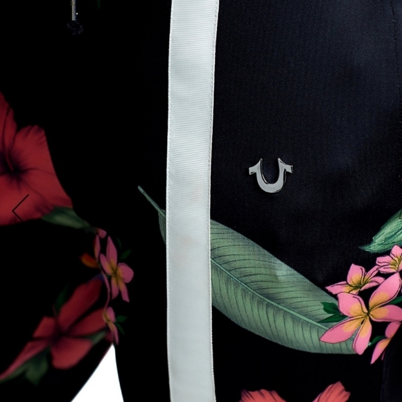 True Religion Multi Floral Jogger Set - Picture 5 of 7